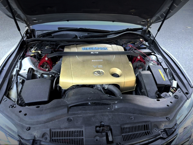 4GR-FSE 2500cc V6 engine.