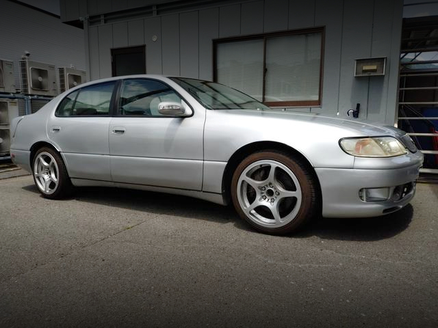 Front exterior of JZS147 TOYOTA ARISTO 3.0V.