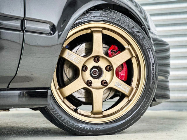 RAYS TE37 Rim of EK9 CIVIC TYPE-R.