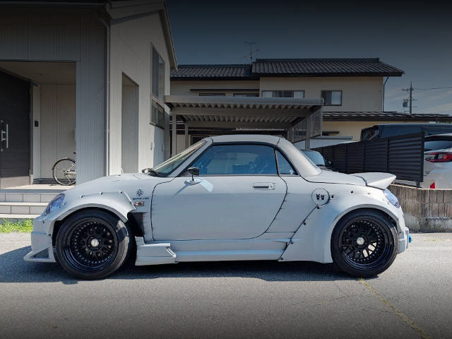 Side exterior of JB-DET With DX30KAI TURBO in the MOFAC WIDEBODY L880K COPEN ACTIVE TOP.