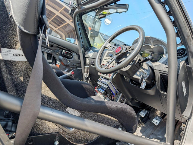 Interior of JB-DET With DX30KAI TURBO in the MOFAC WIDEBODY L880K COPEN ACTIVE TOP.