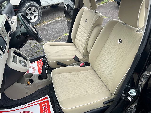 Seats of L675S MIRA COCOA PLUS X.
