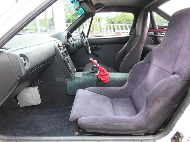 Interior of NA8C ROADSTER.