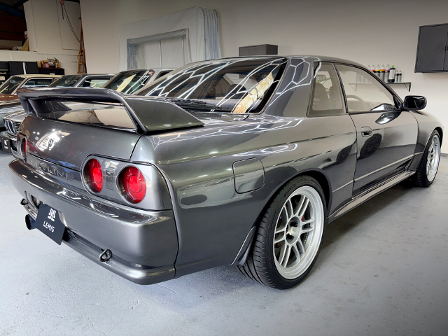Rear exterior of R32 SKYLINE GT-R.