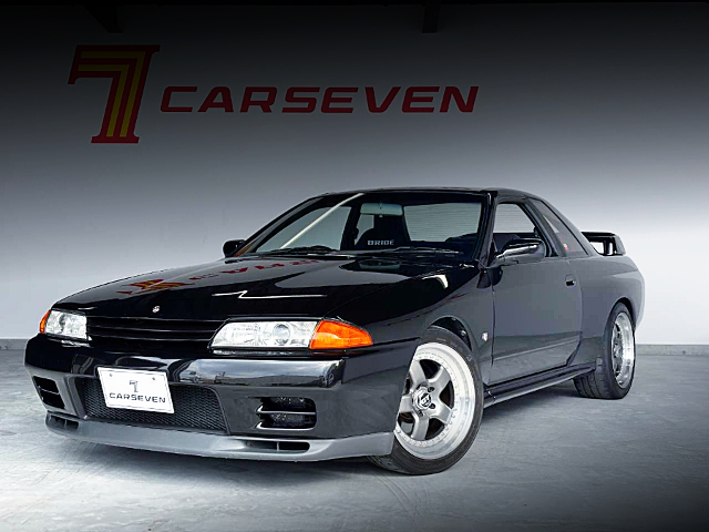 Front exterior of R32 SKYLINE GT-R.