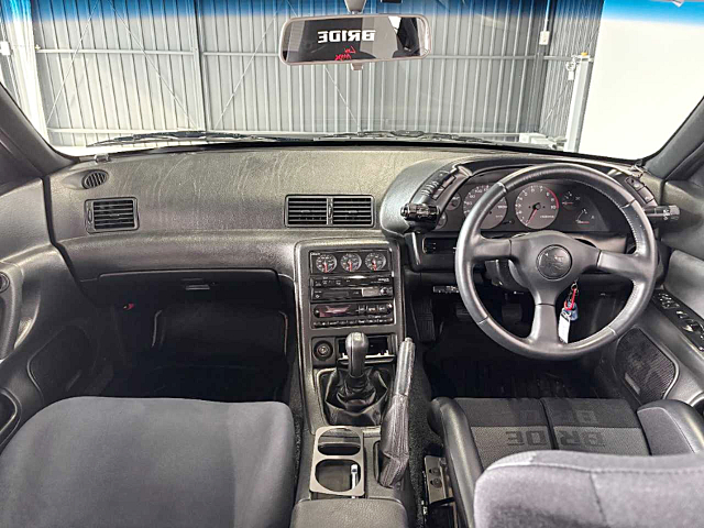 Dashboard of R32 SKYLINE GT-R.