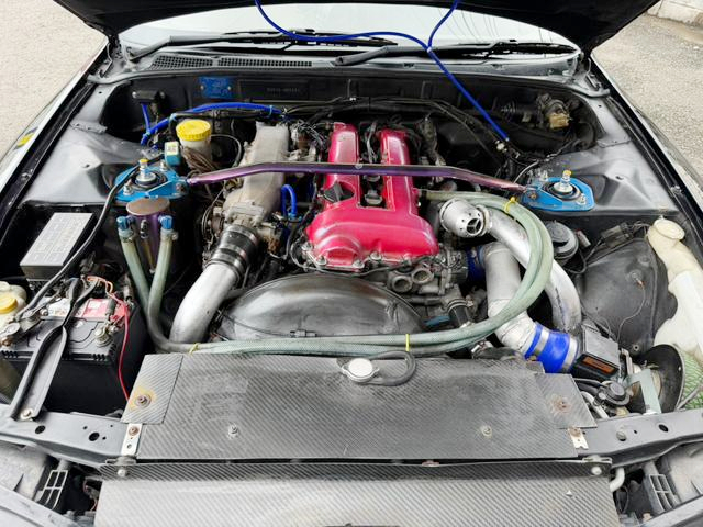 SR20DET turbo engine installed HCR32 skyline 2-door.