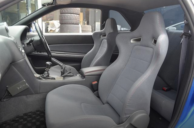 Seats of R34 SKYLINE GT-R V-SPEC.