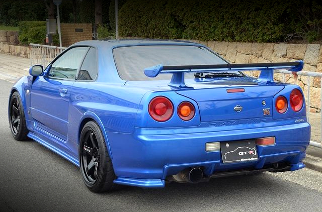 Rear exterior of R34 SKYLINE GT-R V-SPEC.