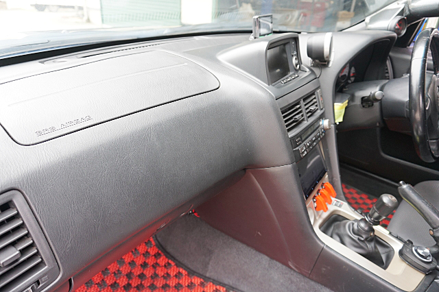Dashboard of R34 SKYLINE GT-R V-SPEC.