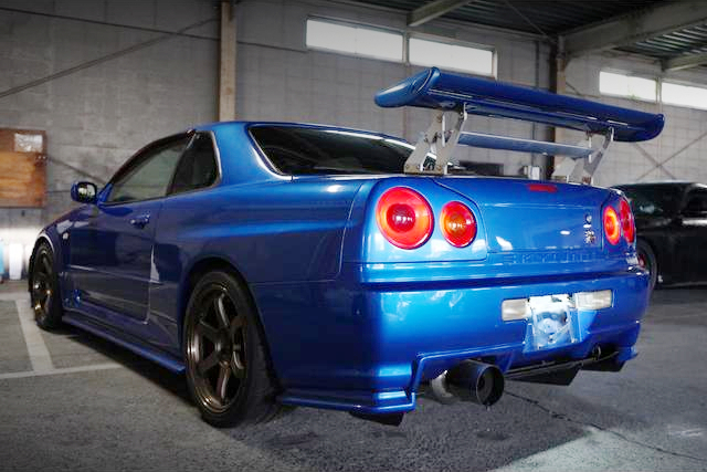 Rear exterior of R34 SKYLINE GT-R V-SPEC.