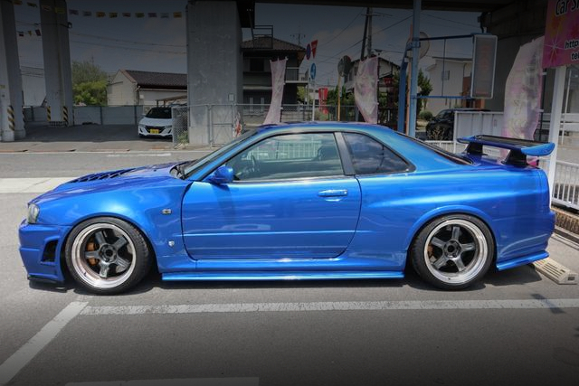 Left-side exterior of Z-TUNE GT-R style R34 SKYLINE 2-DOOR GT.
