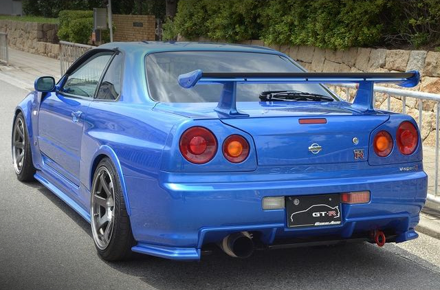 Rear exterior of R34 SKYLINE GT-R V-SPEC II.