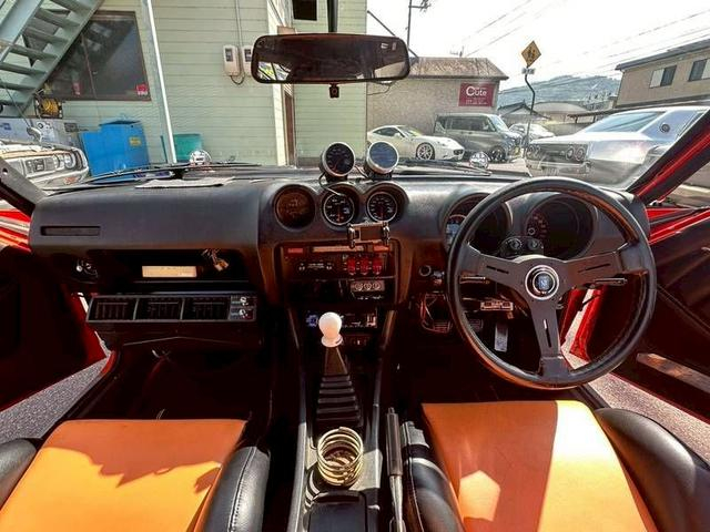 Interior of S30 FAIRLADY Z.