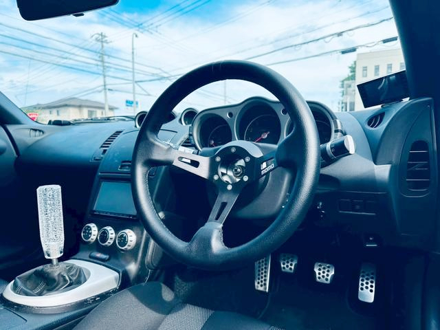 Interior of Stance Custom Z33 FAIRLADY Z VERSION S.