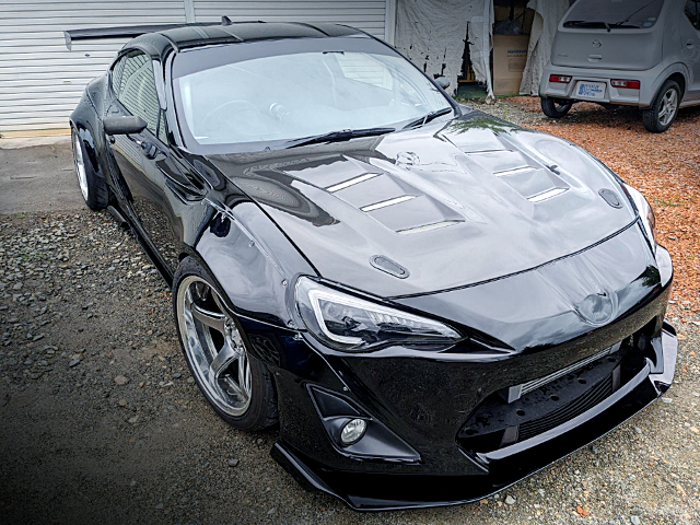 Front exterior of WIDEBODY ZN6 TOYOTA 86GT.
