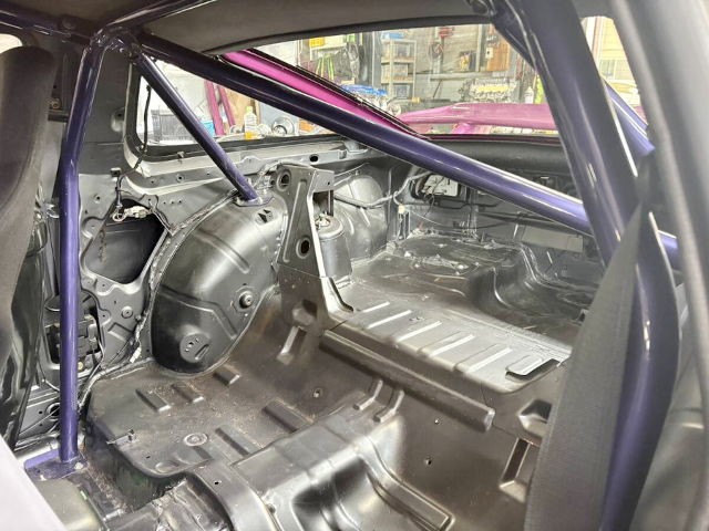 Roll Cage installed WIDEBODY RPS13 NISSAN 180SX.