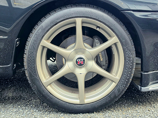BNR34 Rim installed BNR32 SKYLINE GT-R.