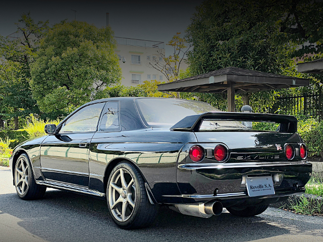 Rear exterior of BNR32 SKYLINE GT-R.