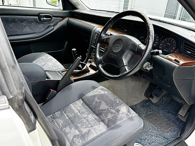 Interior of C35 LAUREL CLUB S TYPE X.