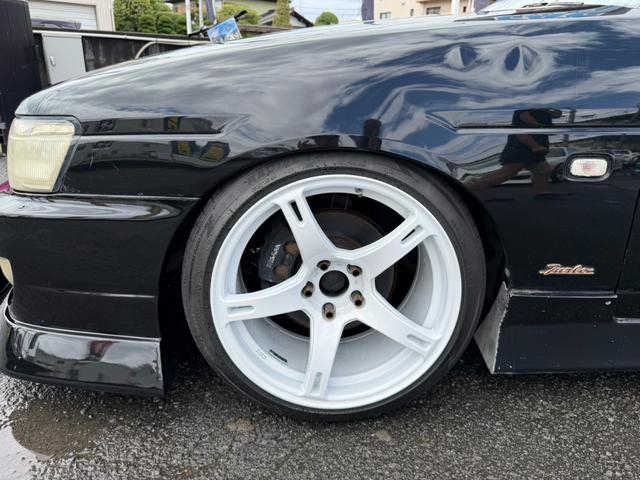 Front Rim of C35 LAUREL 25 CLUB S TURBO TYPE-X.