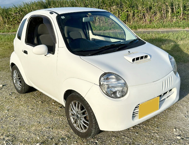Front exterior of EC22S SUZUKI TWIN.