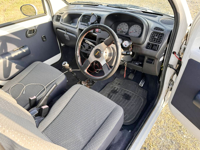 Interior of EC22S SUZUKI TWIN.
