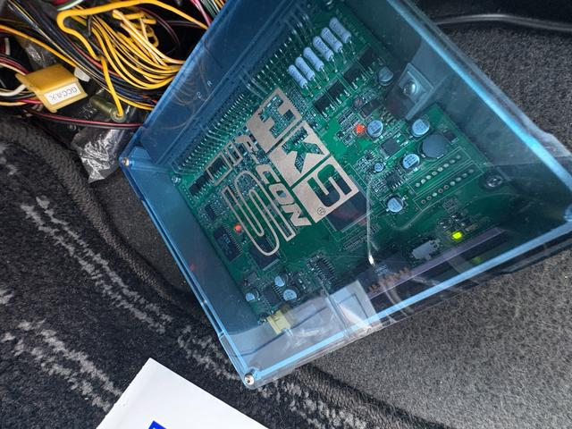 F-CON iS Piggy back ecu.