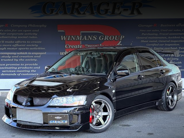 Front exterior of LANCER EVOLUTION VIII GSR.