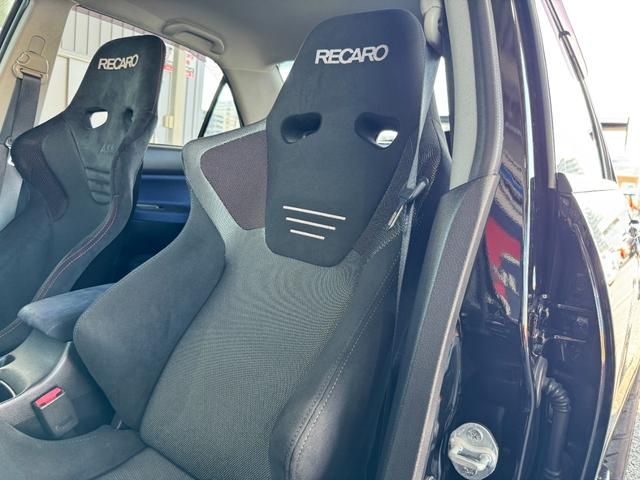 Seats of LANCER EVOLUTION VIII GSR.