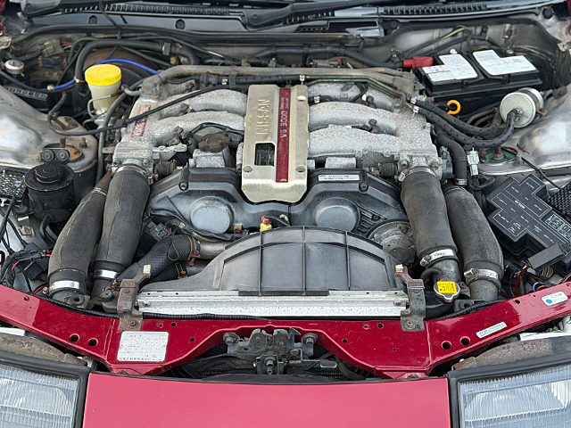 VG30DETT 3000cc V6 Twin Turbo engine.