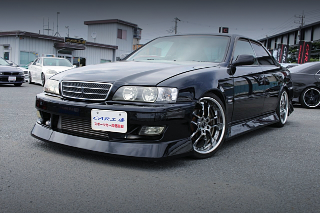 Front exterior of JZX100 CHASER TOURER-V.