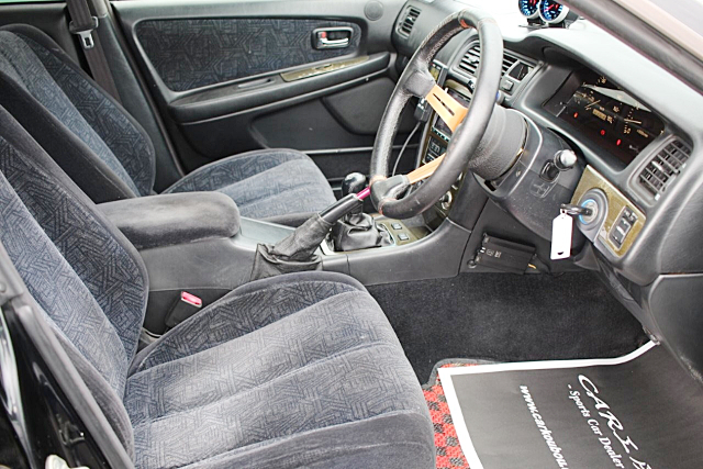 Interior of JZX100 CHASER TOURER-V.