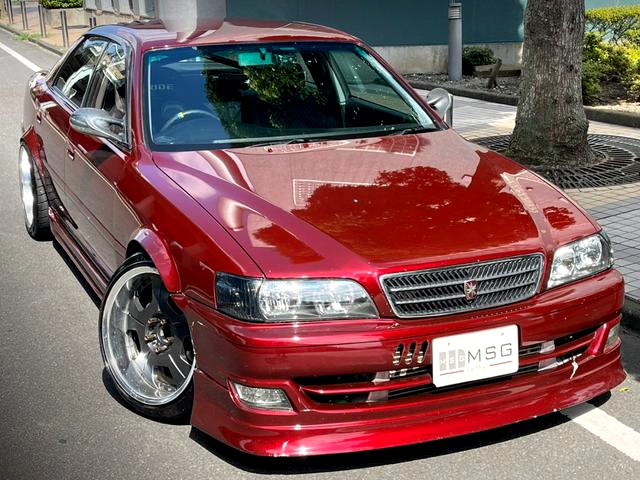 Front exterior of WIDEBODY JZX100 CHASER TOURER-V.