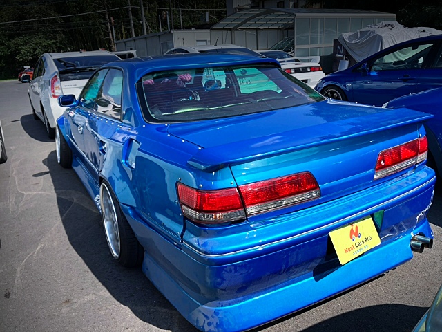 Rear exterior of WIDEBODY and BLUE Paint JZX100 MARK II TOURER-V.