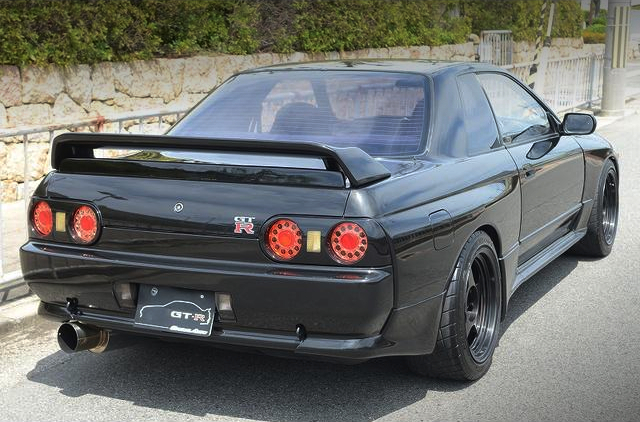 Rear exterior of R32 SKYLINE GT-R.