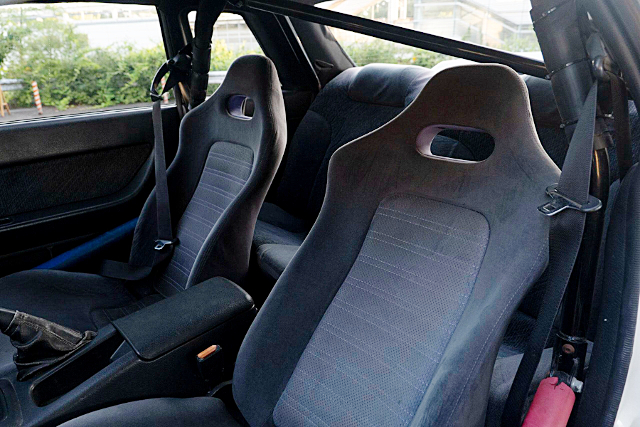 Seats of R32 SKYLINE 2-DOOR GTS-t TYPE-M.