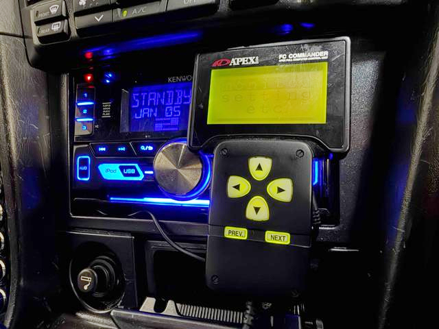 APEXi FC-Commander.