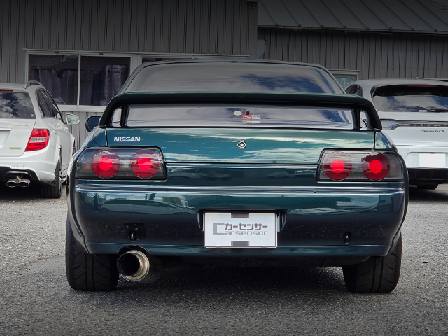 Rear exterior of GT-R style WIDEBODY R32 SKYLINE 4-DOOR.