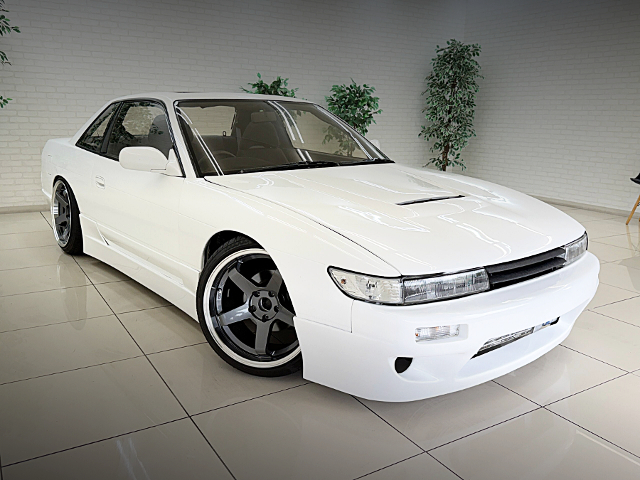 Front exterior of S13 NISSAN SILVIA.