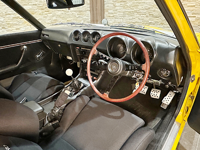 Driver Side Interior of S31 FAIRLADY Z.