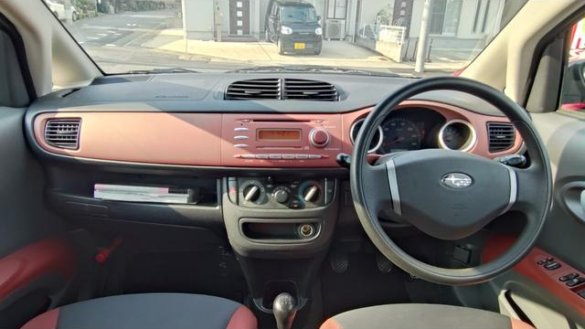 Dashboard of SUBARU R1 R.