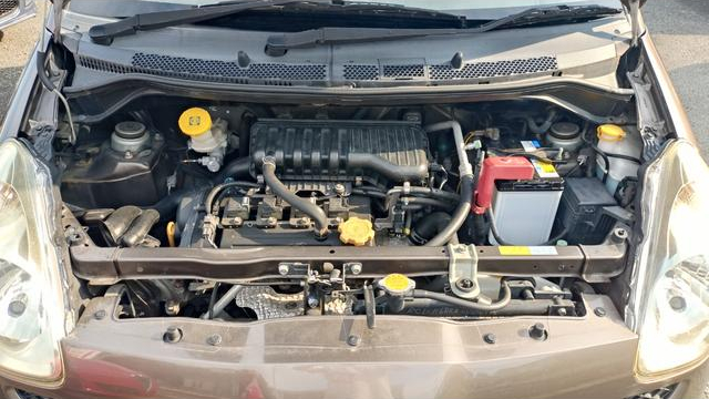 EN07 DOHC engine.