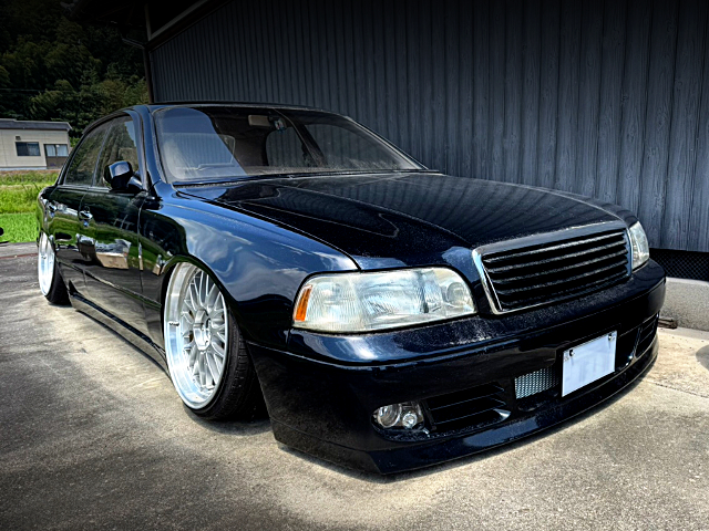Front exterior of Bagged UZS141 CROWN MAJESTA 4.0 C-TYPE.