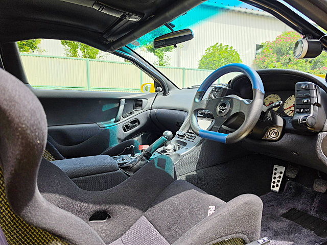 Interior of Z32 FAIRLADY Z VERSION R 2by2 T-BAR ROOF.