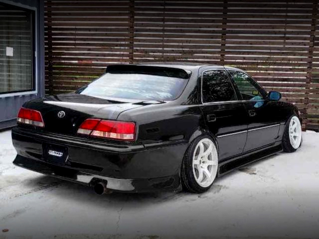 Rear exterior of JZX100 CRESTA ROULANT G.