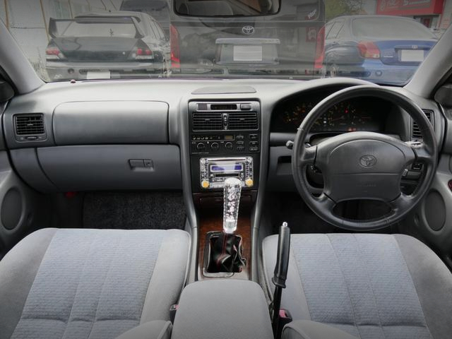 Manual Shift Conversion Interior of 1st Gen ARISTO.