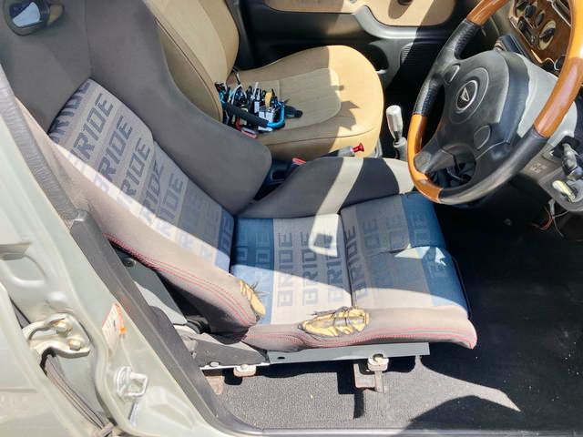 Driver Side Bucket Seat of 1st Gen MIRA GINO.