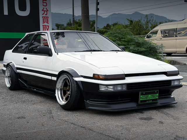 Front exterior of Stance Custom AE86 SPRINTER TRUENO GT-APEX.