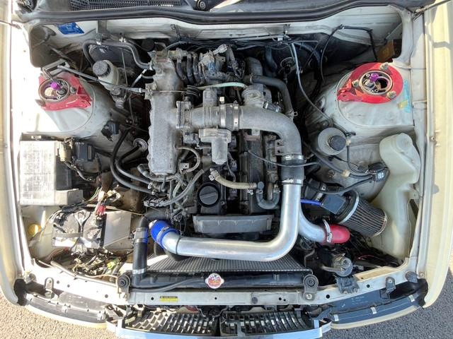 Neo Straight 6 RB25DET 2500cc turbo engine installed C34 NISSAN LAUREL.